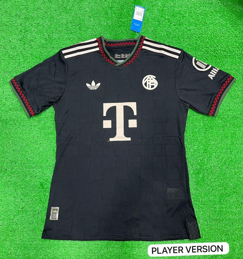 FC Bayern Munich 2025/26 third jersey in black player version