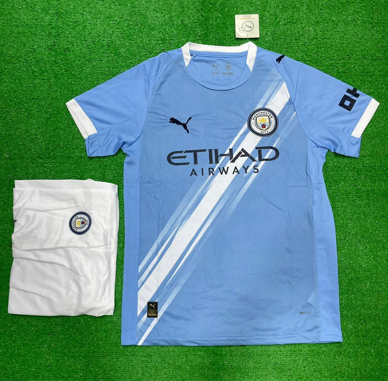 Manchester City 2025/26 home jersey