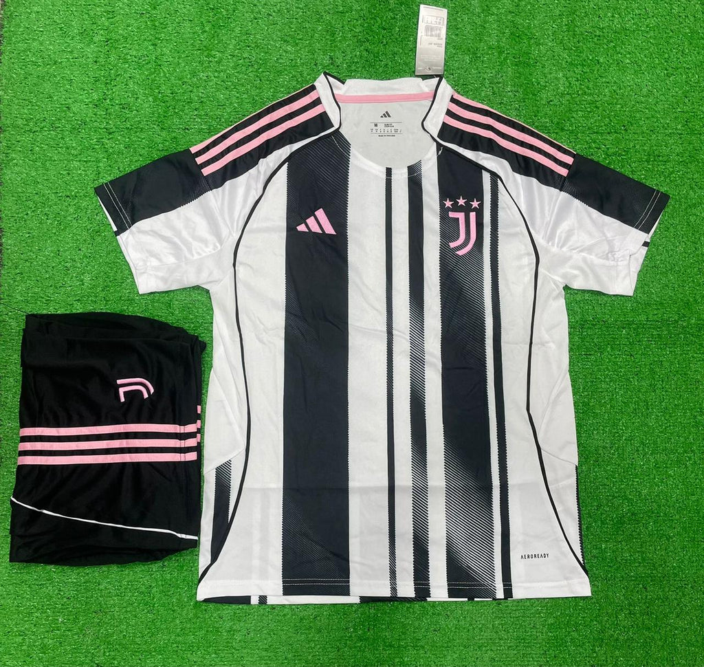 Juventus FC 2025/26 home kit