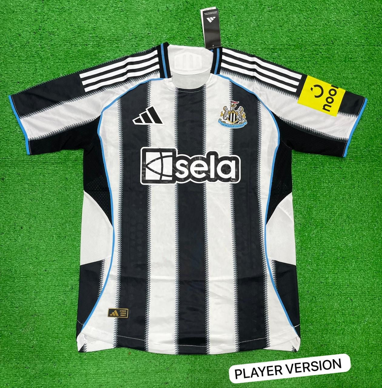 Newcastle United FC 2025/26 Home Jersey Players Verison